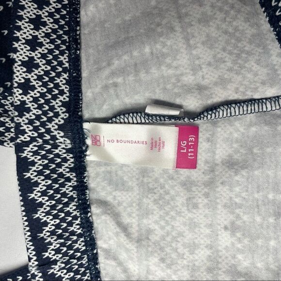 No Boundaries women’s stretch capris size Large - Picture 8 of 8